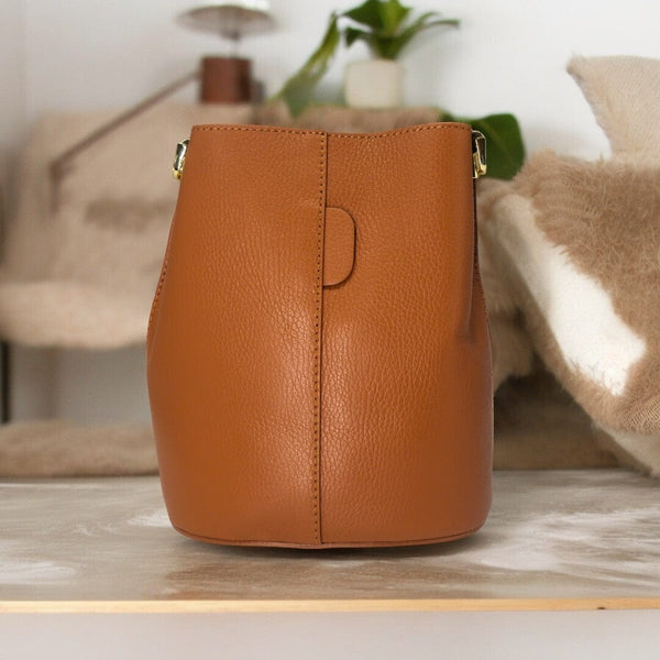 Sac Céline Seau (Seau 2) Bandoulière Fourre-tout En Daim Bleu Et Cuir Noir - Fabriqué En Italie - Occasion
