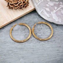 Boucles d'oreilles Créola taille moyenne (Or et Argent) Boucles d'oreilles Signé L