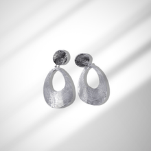 Boucles d'oreilles Solstice disponibles en plusieurs couleurs - Or et argent Boucles d'oreilles Signé L Argent acier inoxydable